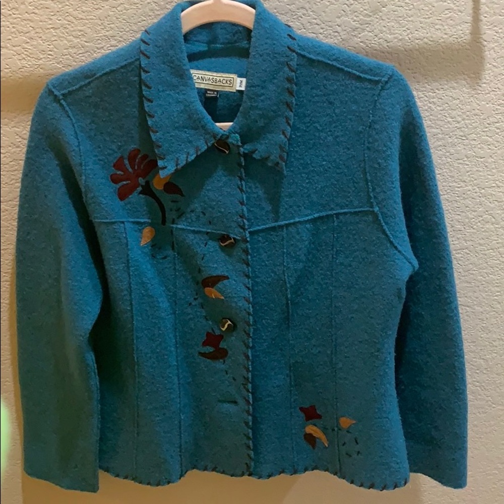 VINTAGE canvasbacks jacket with fun pattern